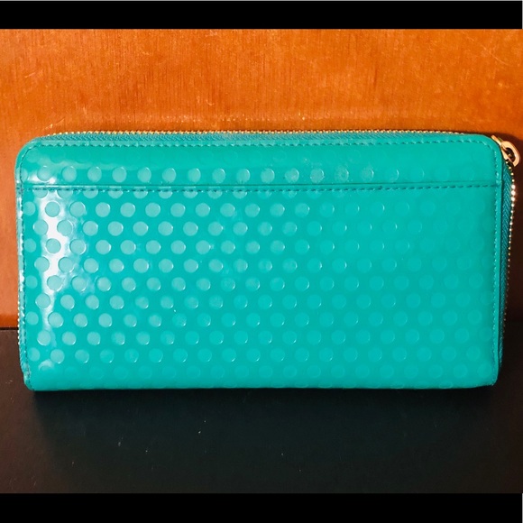 🌺(SOLD) Beautiful Kate Spade Wallet🌺 - Picture 2 of 5